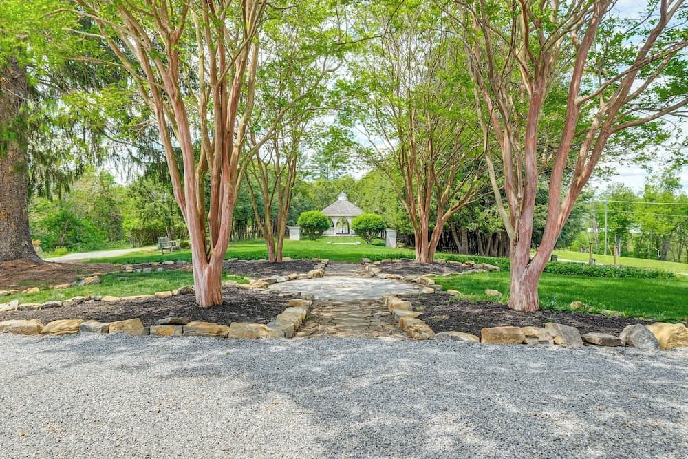 9-acre New River Retreat Near Radford University