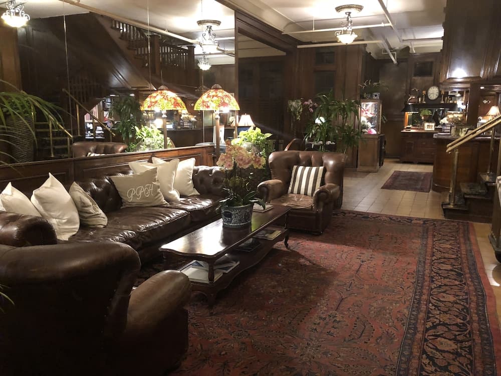 Park Plaza Hotel