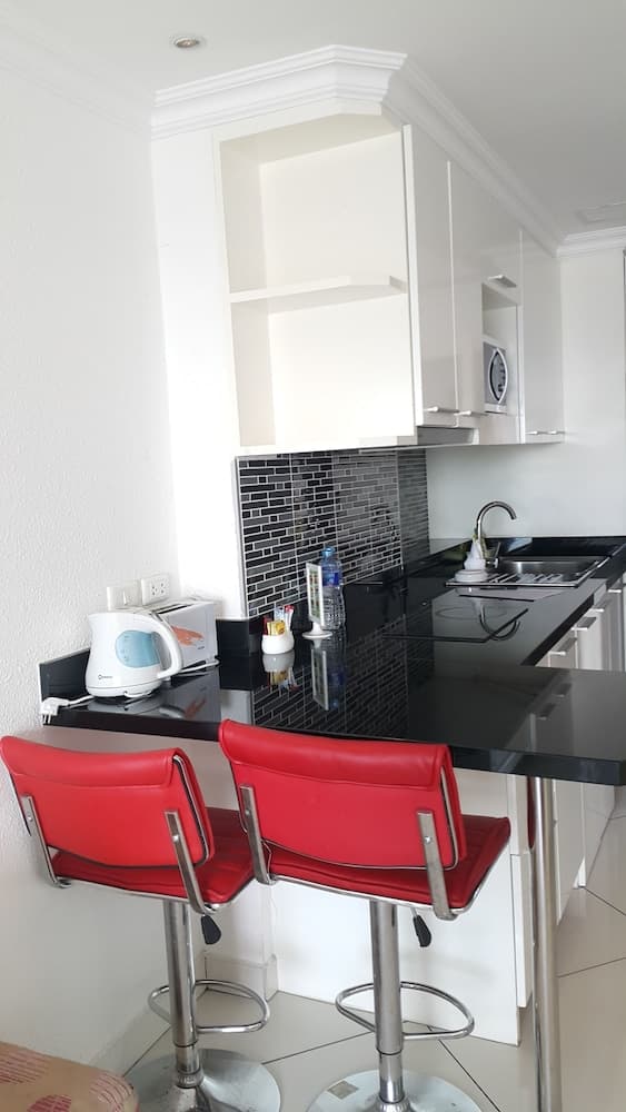 Vtsix Condo Service at View Talay Condo