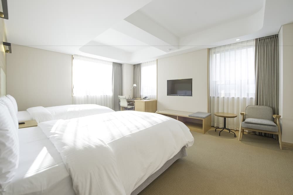 Acube Hotel
