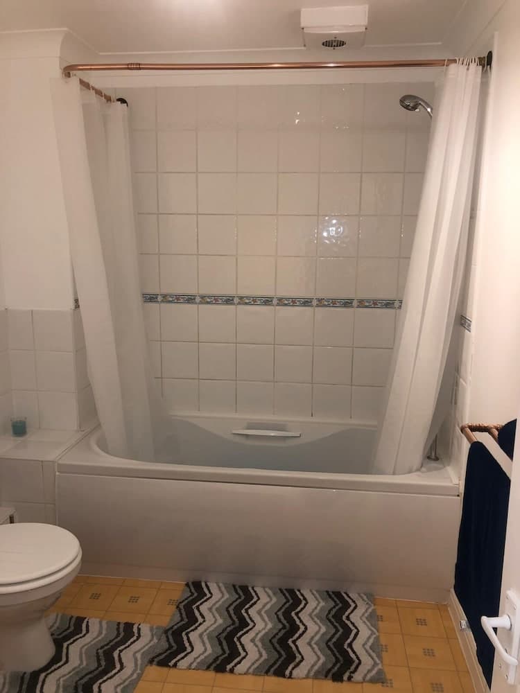 Oaklawn Serviced Apartments