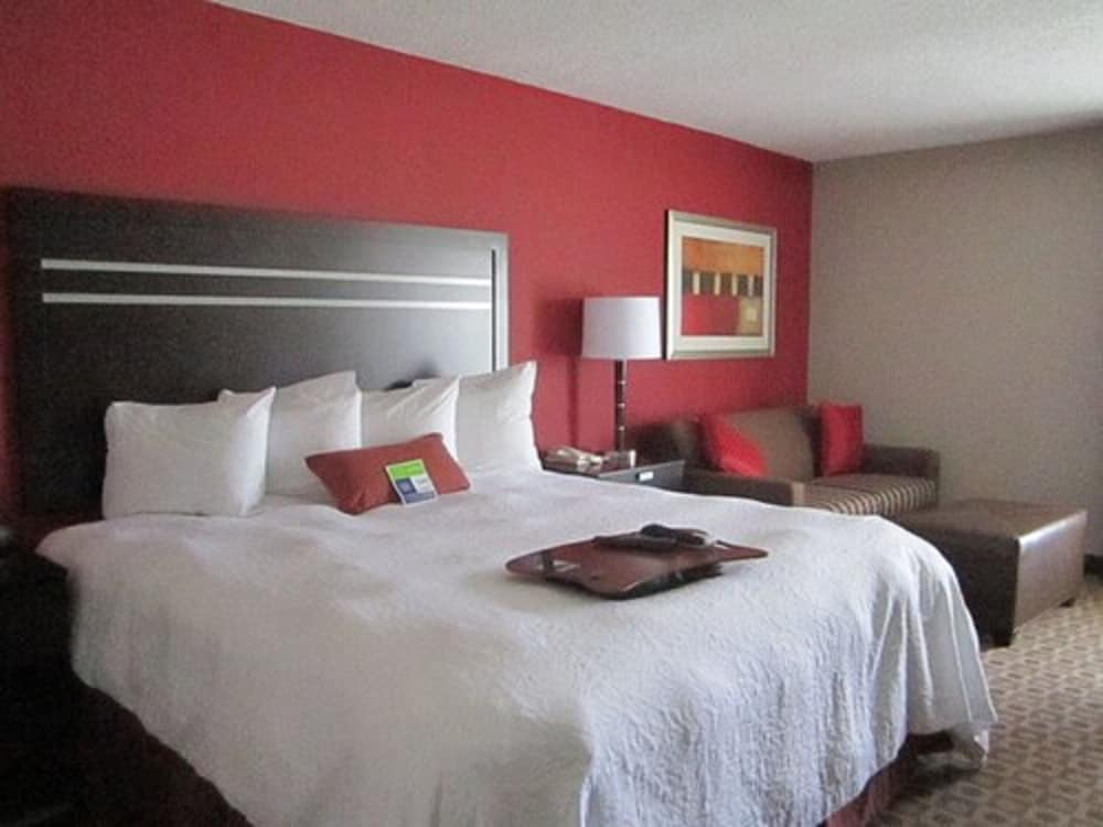 Hampton Inn Fort Myers-Airport & I-75