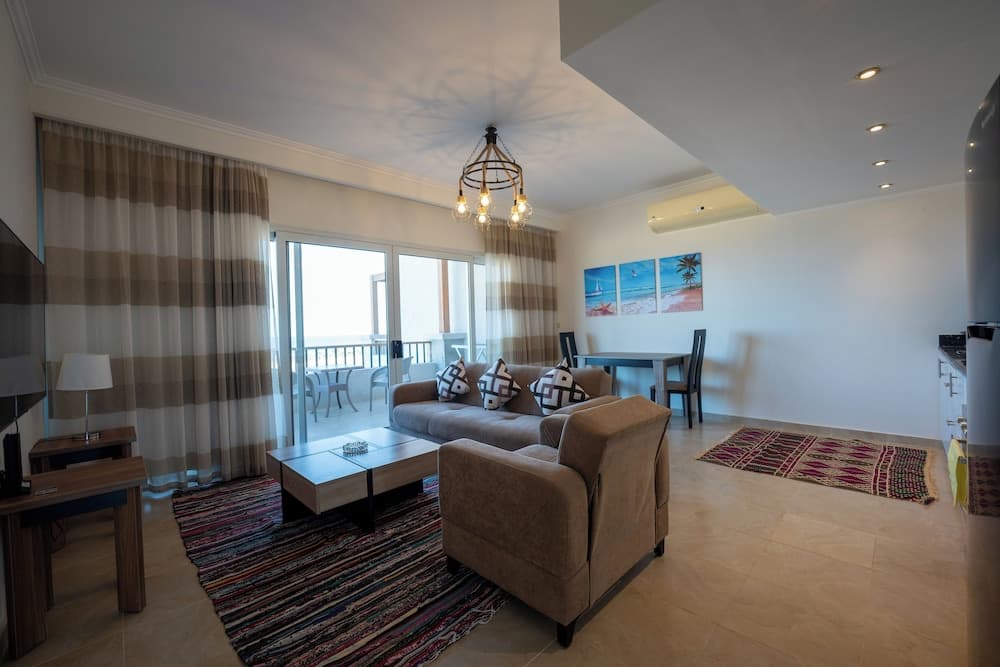 Stayr Somabay - Bay life home rentals