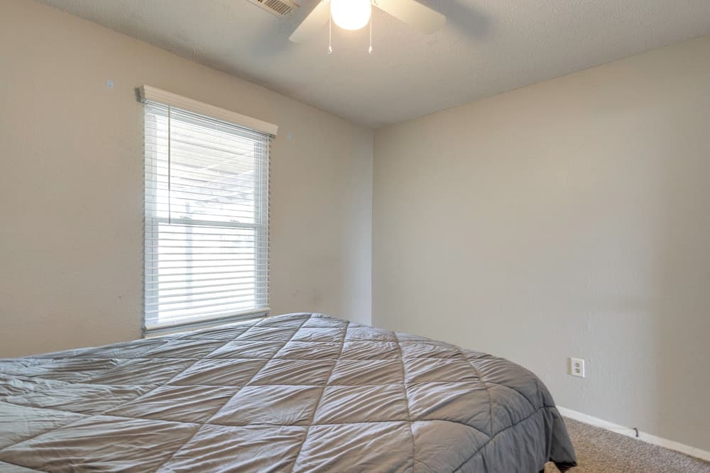 12 Mi to St Louis: Pet-friendly Metro East Home
