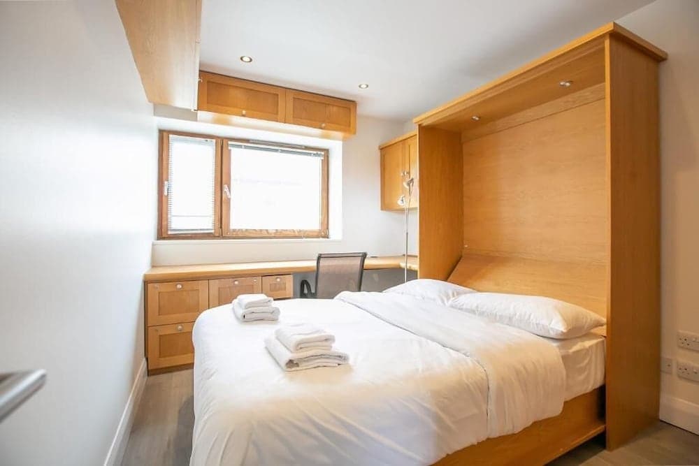 IFSC Townhouse Apartments