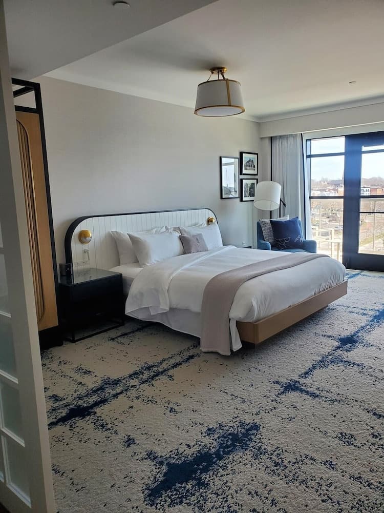 The Brenton Hotel