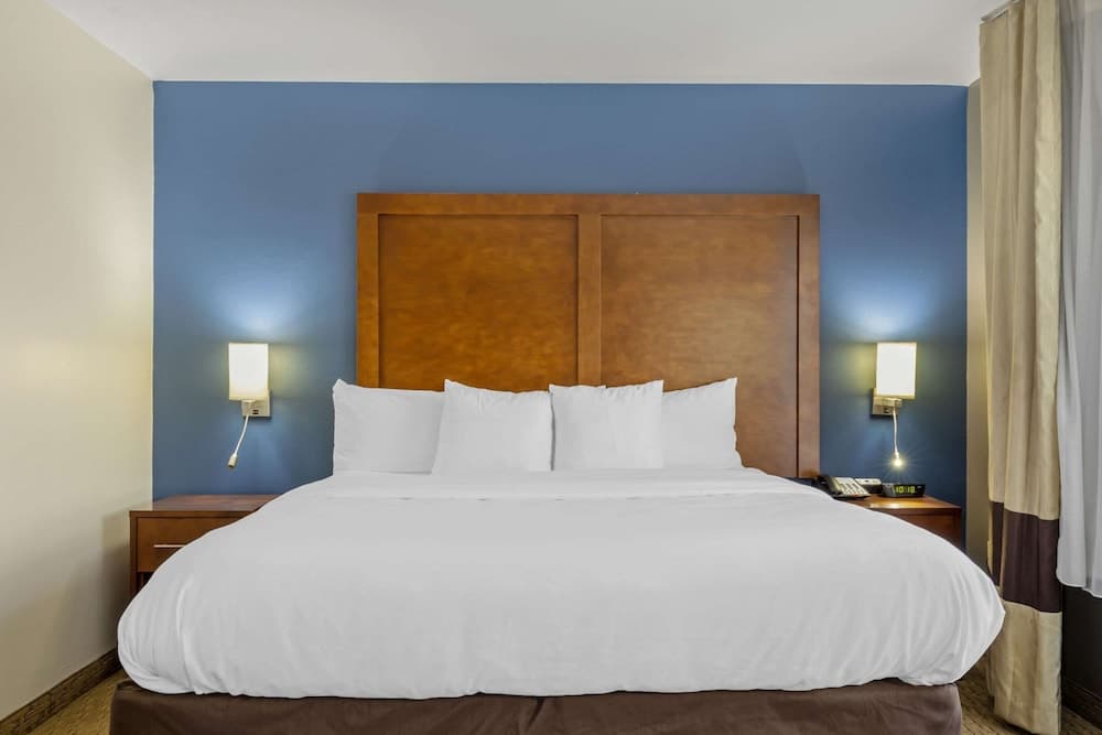Comfort Inn Garner Clayton I-40