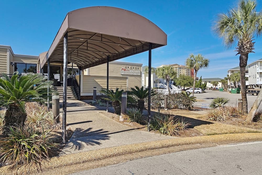 Sandpiper Cove 9203 2 Bedroom Condo by RedAwning