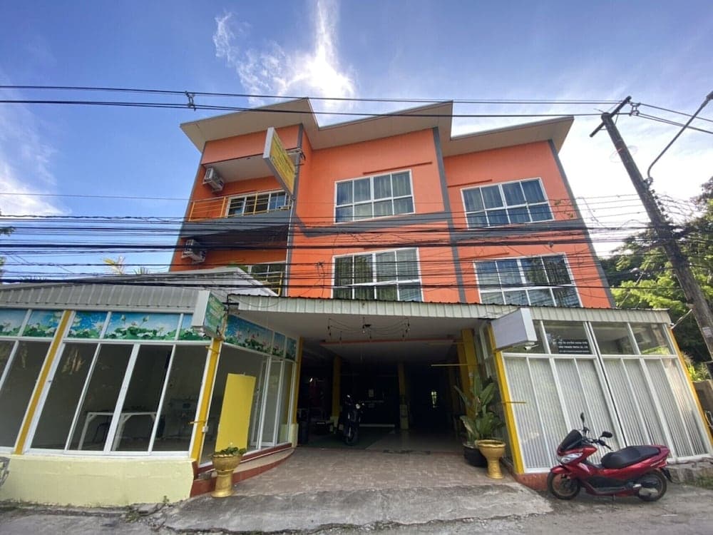 Sawasdee Orange Phuket Guest House