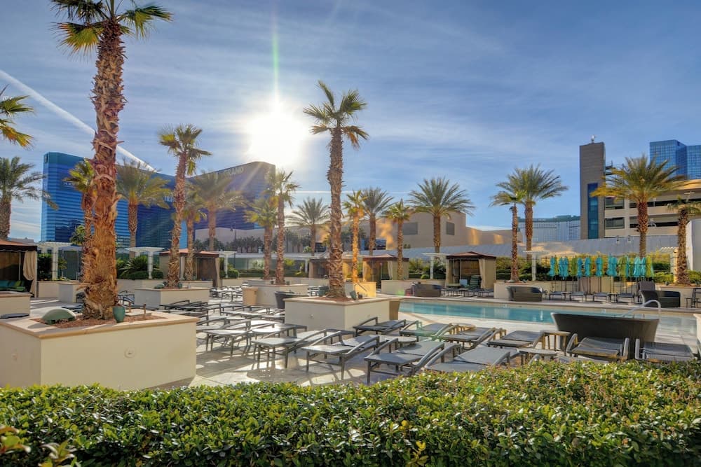 Suite Hub LV at Signature Sphere View