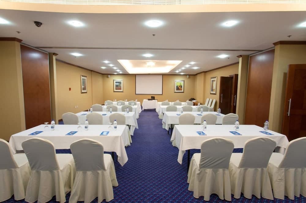 meeting & event spaces