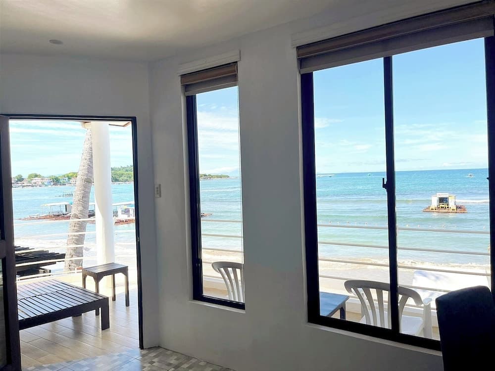 The Coral Beach Club