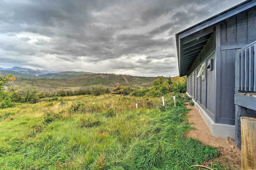 Studio w/ Mountain Views < 30 Min to Durango!