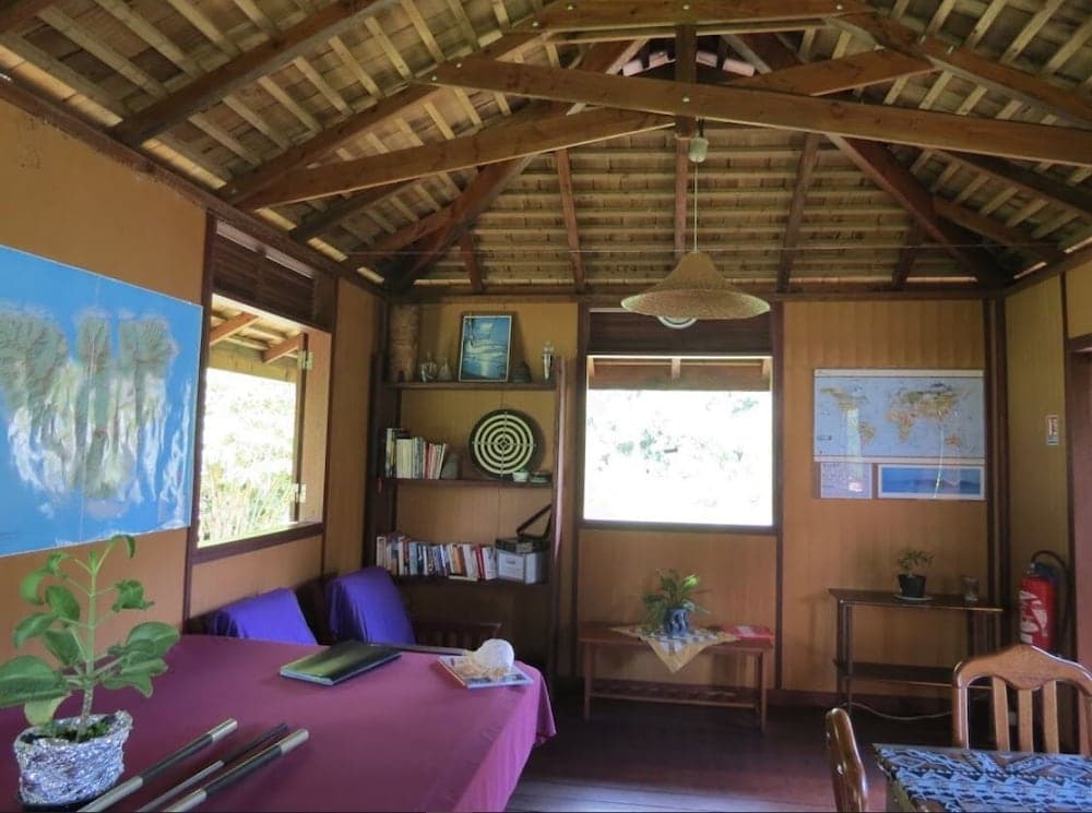 Vaianae Lodge