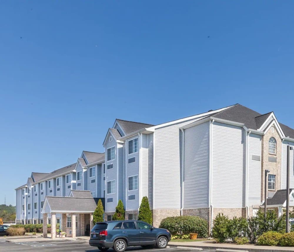 Quality Inn & Suites Nashville - Bellevue