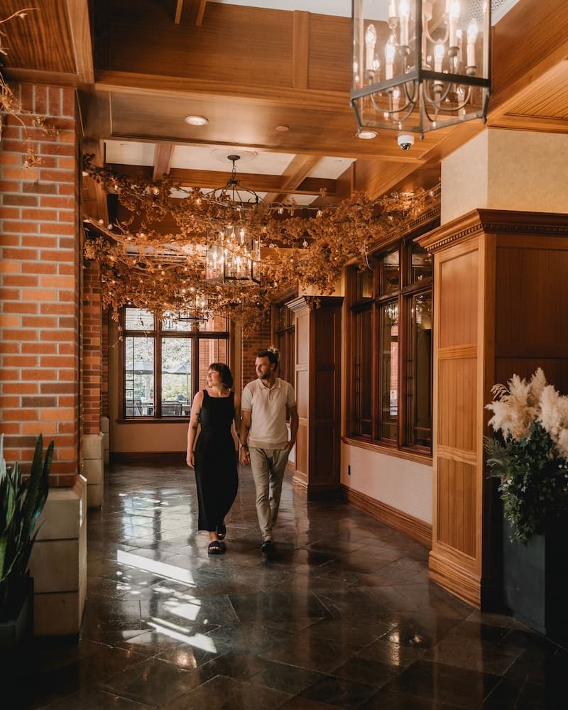Oak Bay Beach Hotel