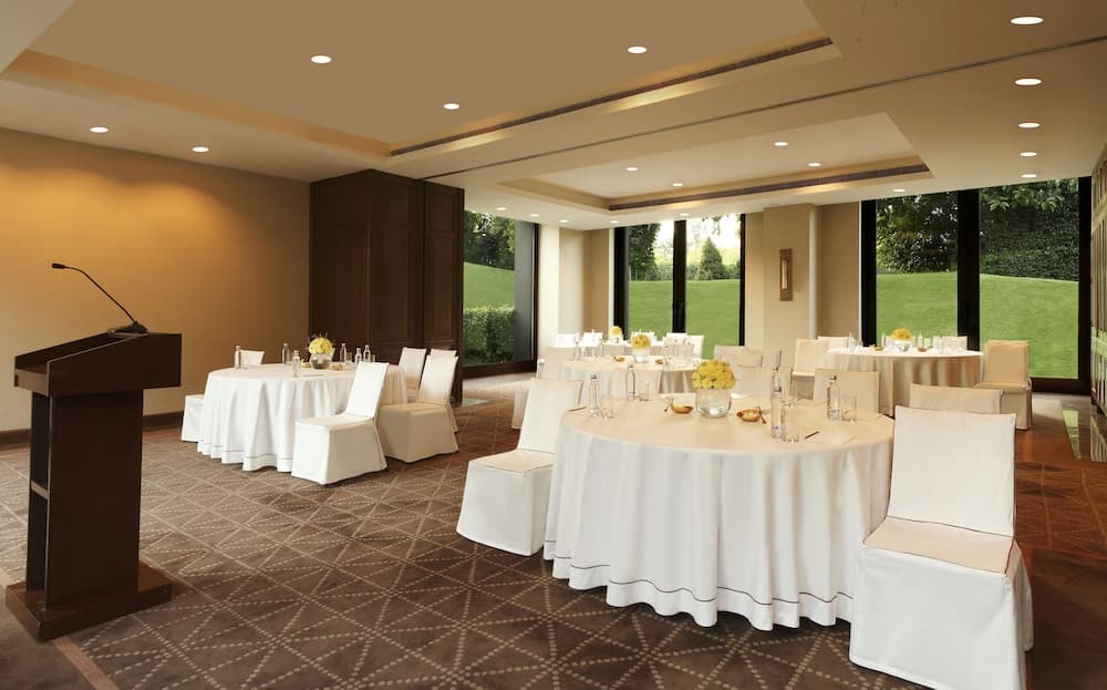 The Roseate New Delhi