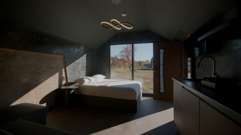 Emrose Luxury Cabins