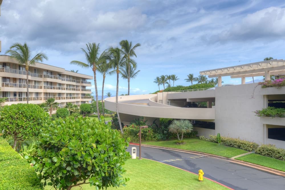 Maui Banyan by Maui Rental Group