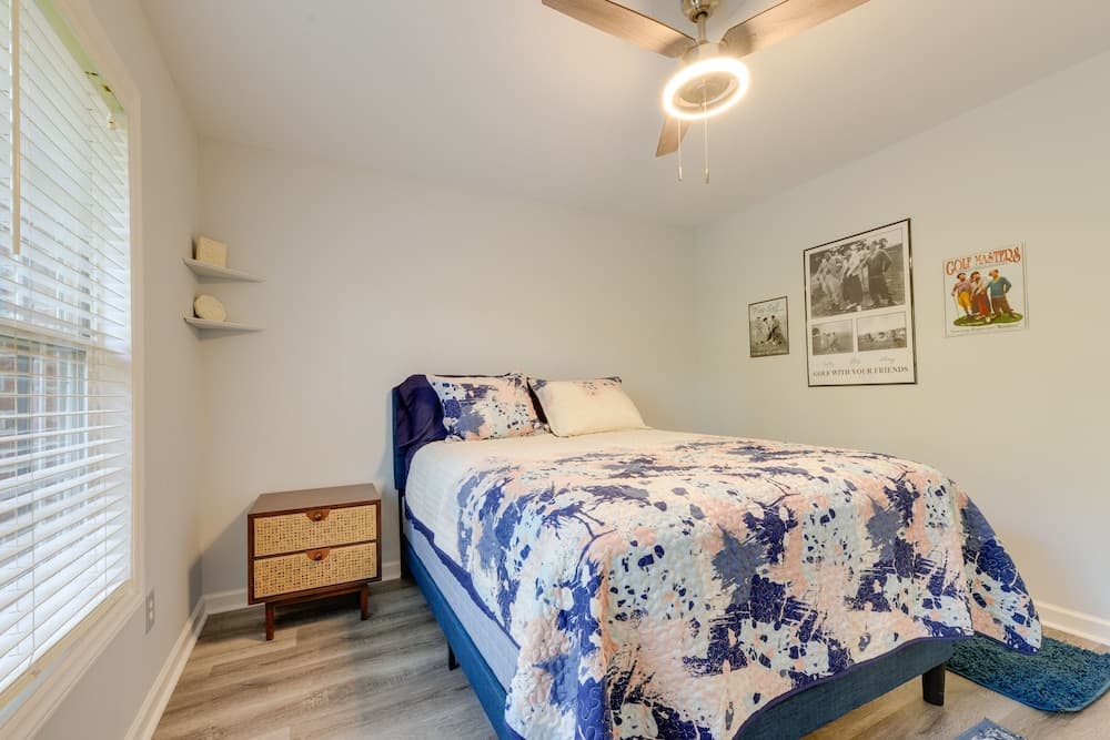Pet-friendly Pinehurst Home w/ Deck - Near Golf
