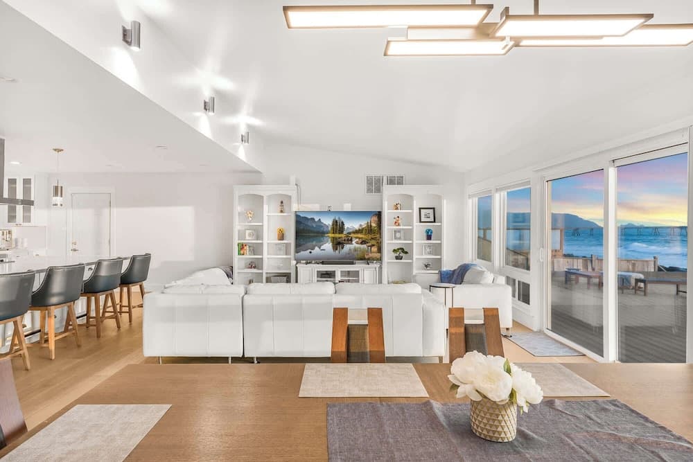 @marbella Lane-oceanfront Retreat w/ Stunning View