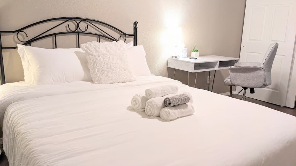 Beautiful Midtown Apartment - Huv