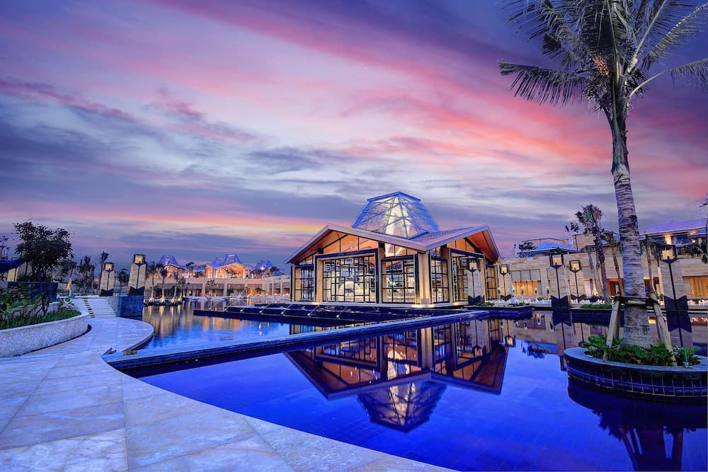 Mulia Resort