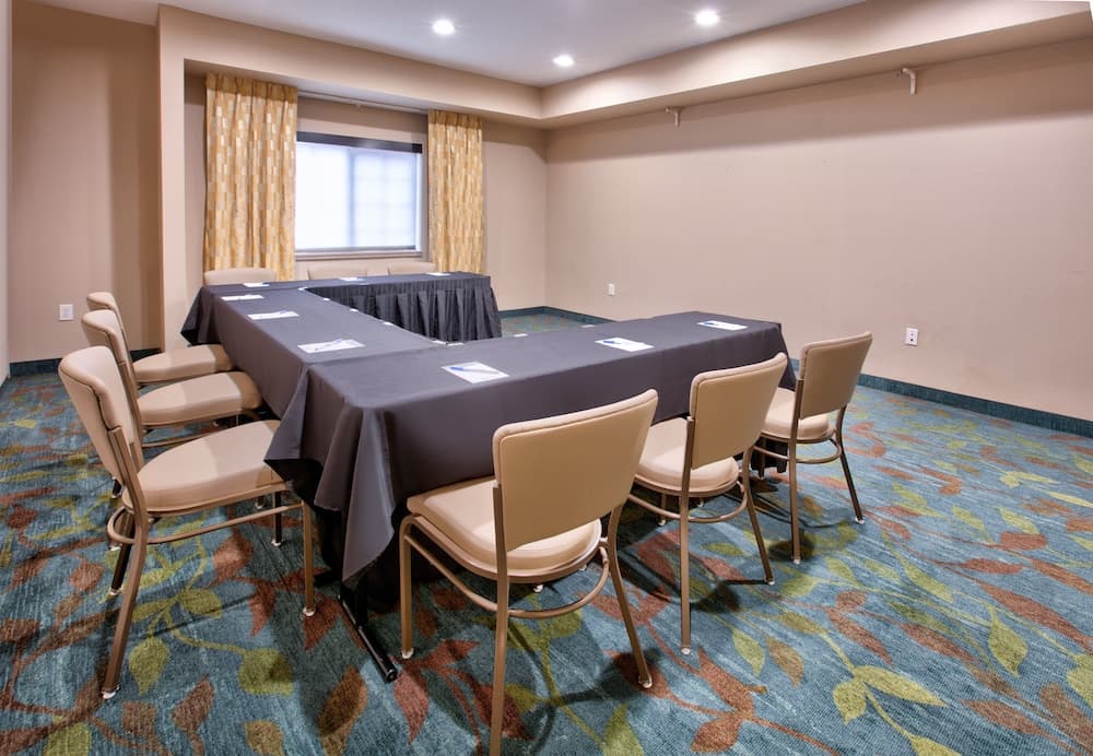 Candlewood Suites DFW South by IHG