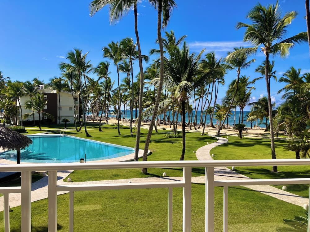 Playa Palmera Beach Front Apartments