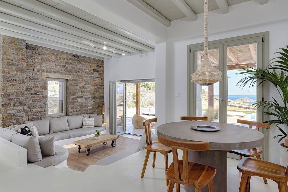 Villa Yasemin on the Rock