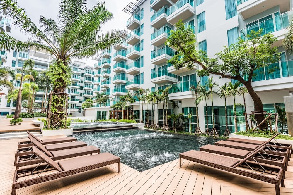 Fishermen's Harbour Urban Resort