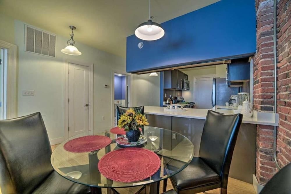 Convention Center corporate apartments