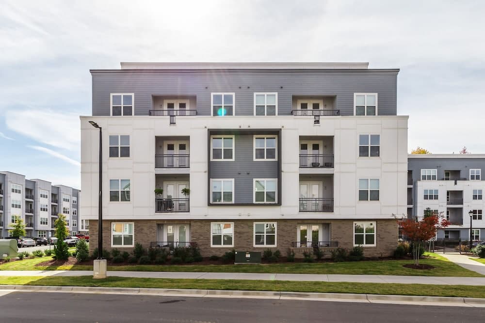 Kasa FreeMoreWest Charlotte