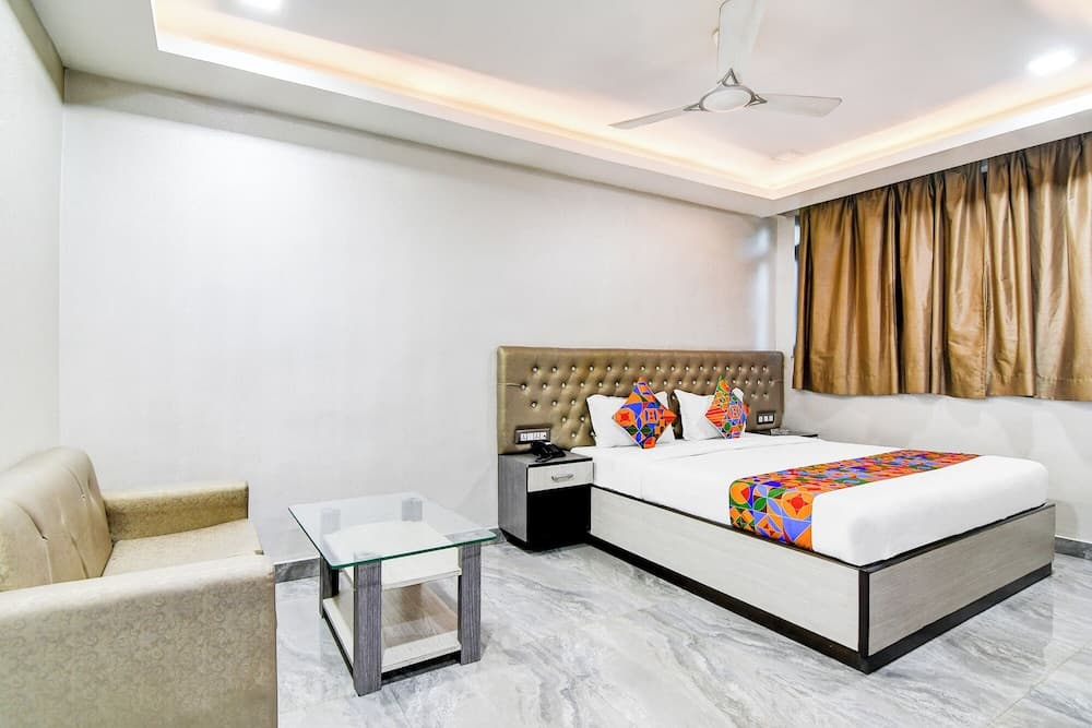 Fabhotel Aafreen International