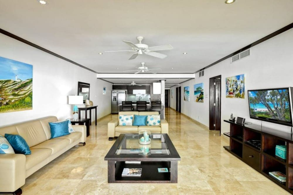 Coral Cove 7 - Sunset by Blue Sky Luxury