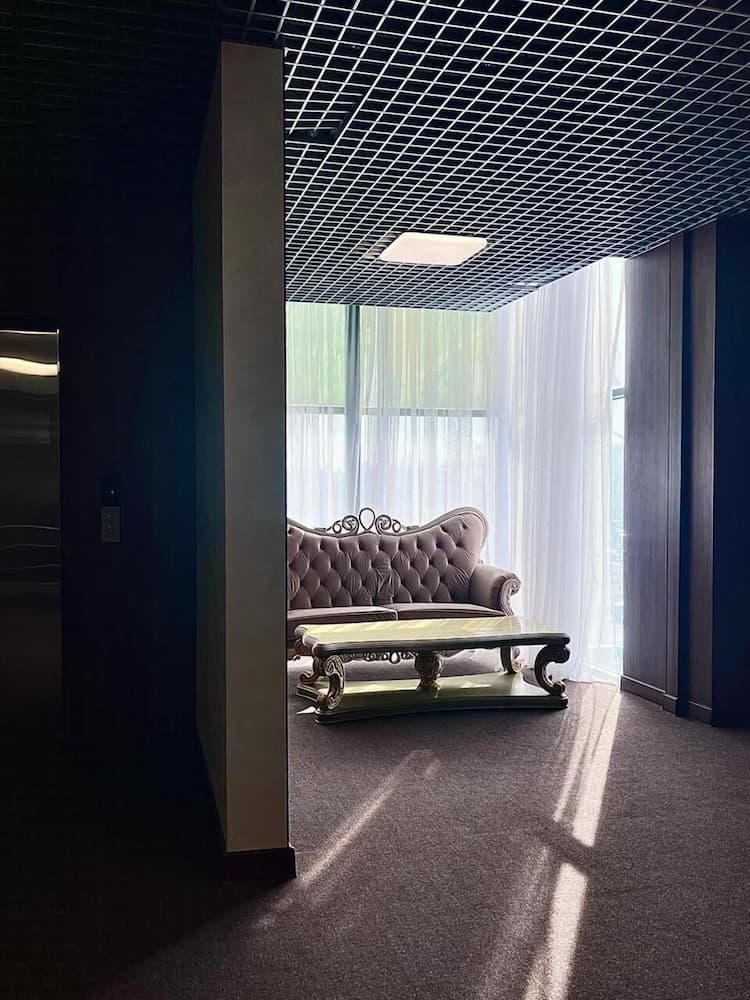 Elite Hotel