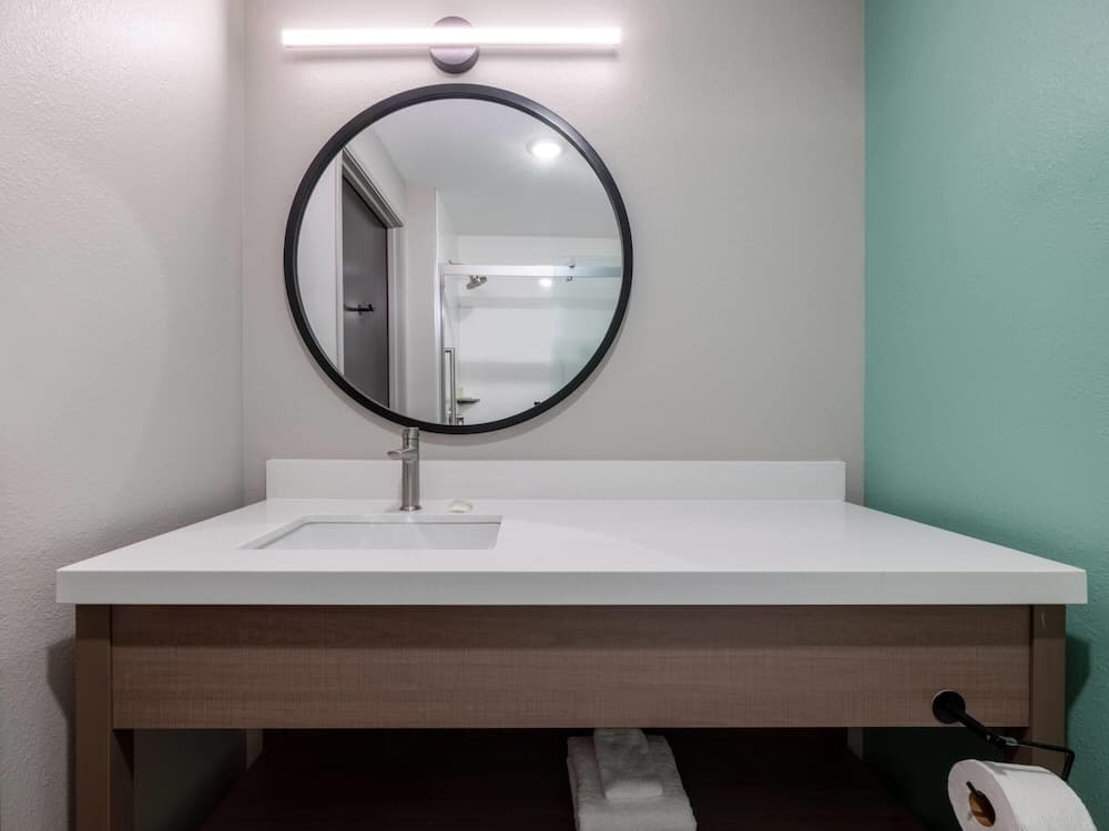 Echo Suites Extended Stay by Wyndham Fort Worth Alliance