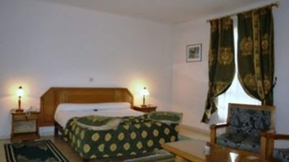 El Biar Hotel