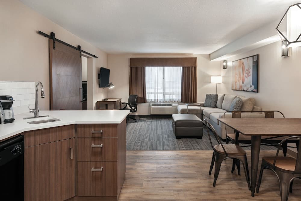 Canalta Airdrie