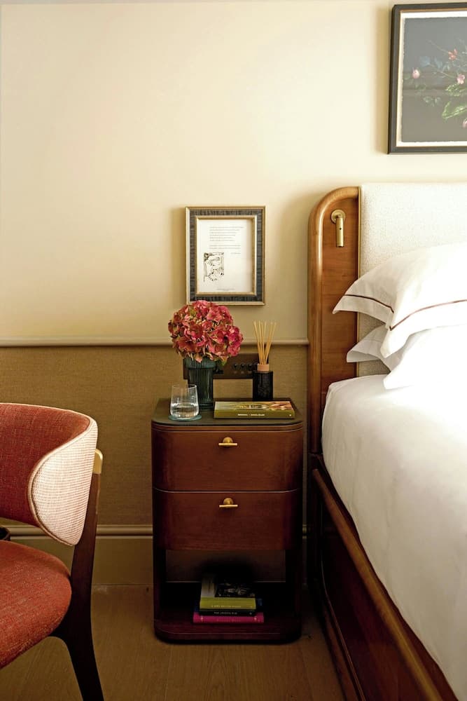 Montcalm Mayfair, Autograph Collection