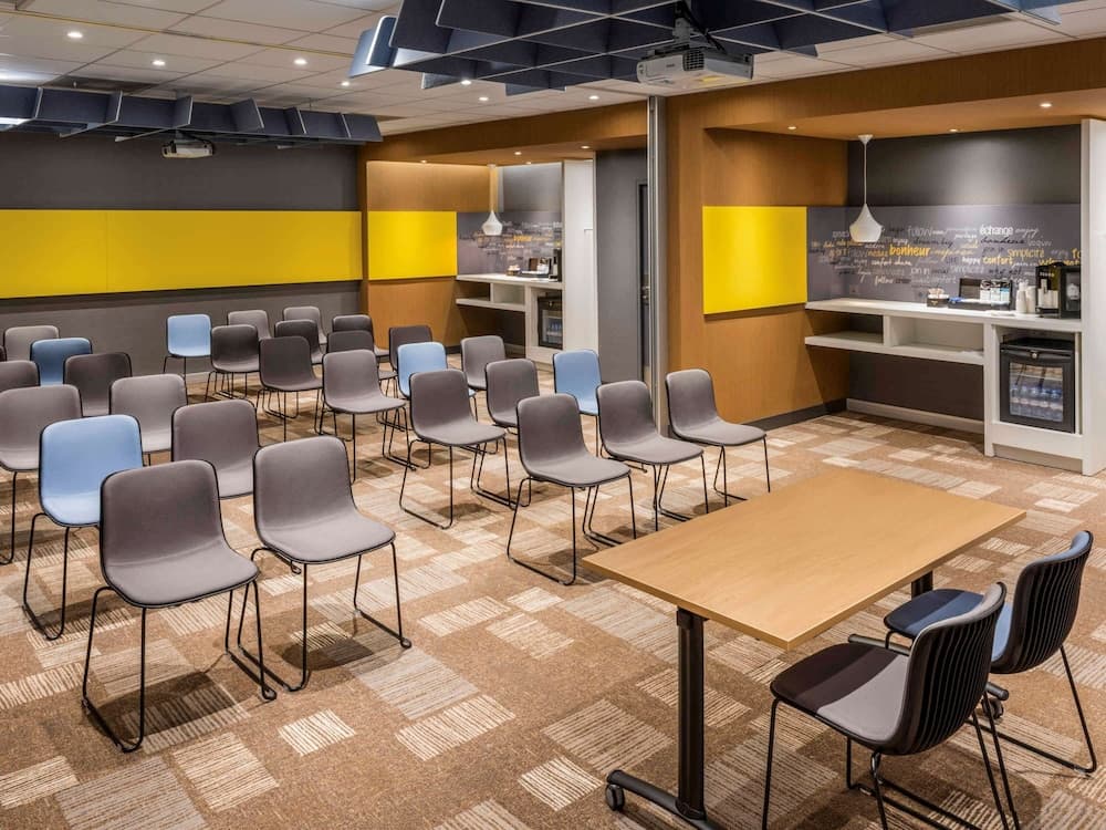 meeting & event spaces