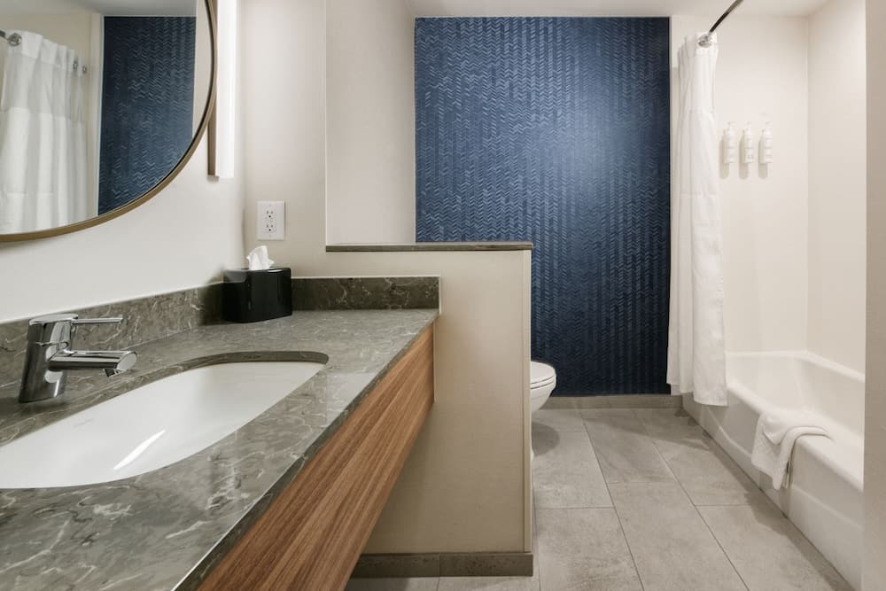 Fairfield Inn and Suites Dallas East