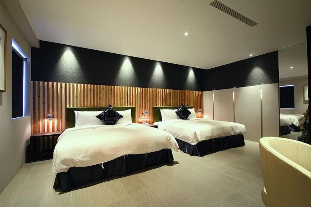 Leesing Hotel
