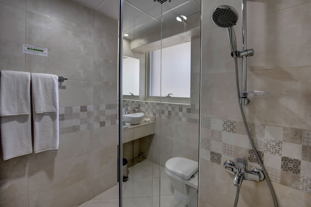 Regency Luxury Suites