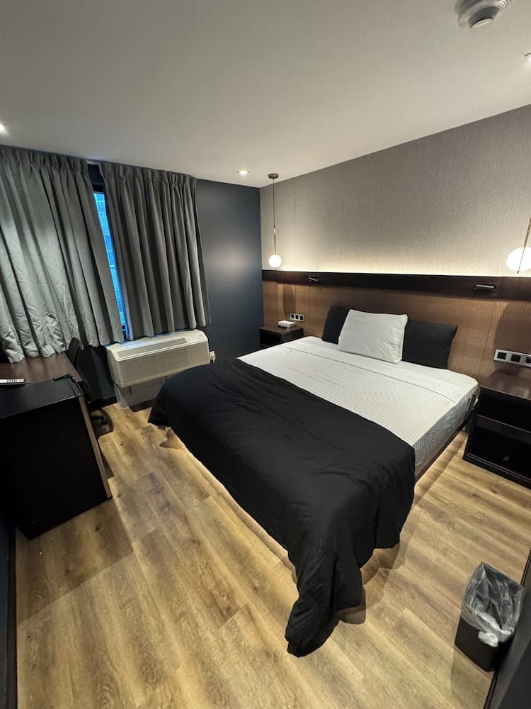 Dream Hotel Bronx
