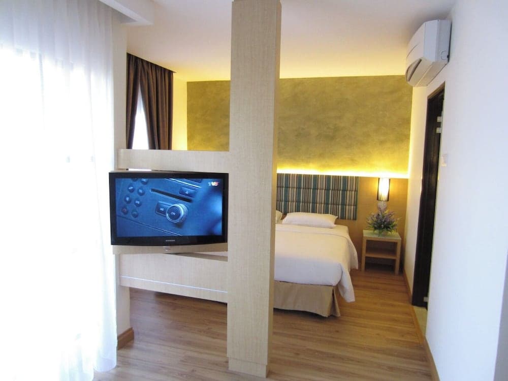 hotel room