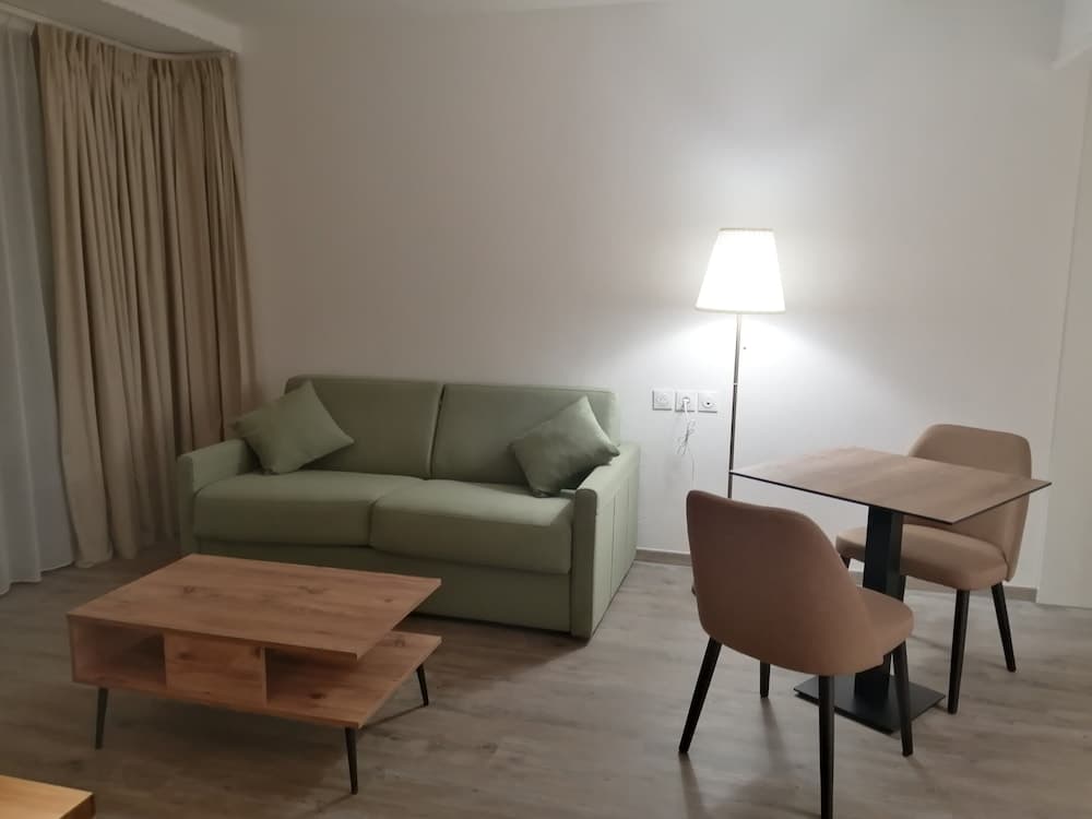 RESIDENCE CAP WINSTON