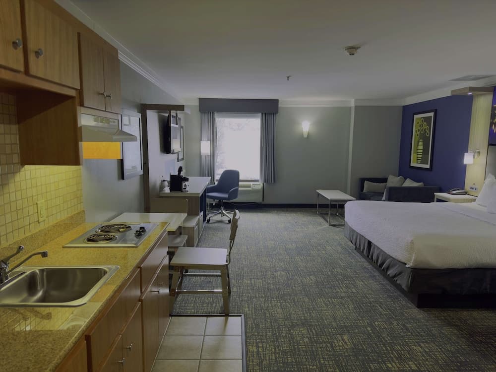 Best Western Plus Glen Allen Inn