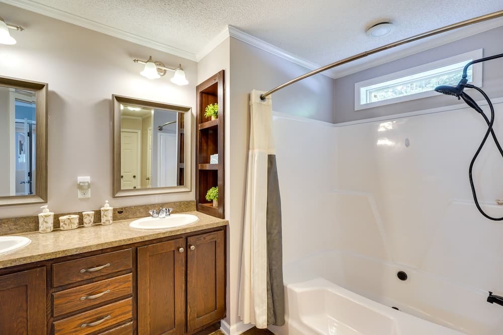 Hillsborough Vacation Rental ~ 18 Mi to Durham!