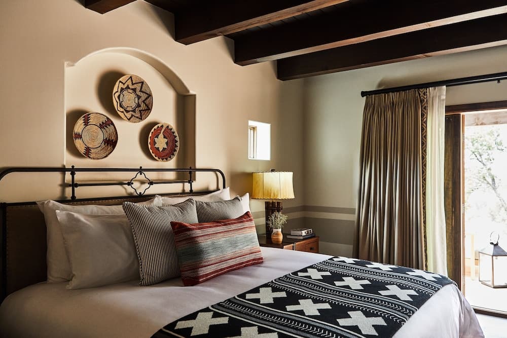 Bishop's Lodge, Auberge Collection